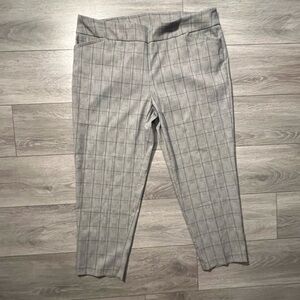 Terra & Sky Gray Checkered Women’s Bottoms